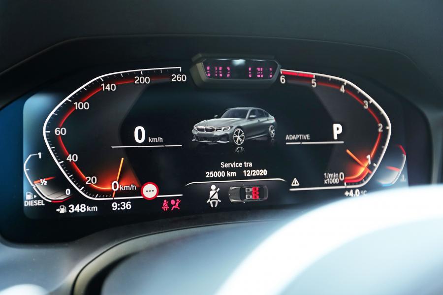 Панель приборов BMW 320d M Sport (G20) 2019 года  (WW) (фото 18 из 40)